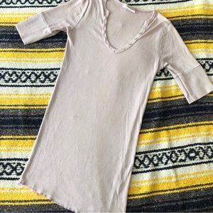 Size M 3/4 sleeve maternity shirt